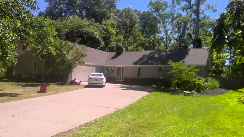 Property photo: 8923 WOODSTREAM DR