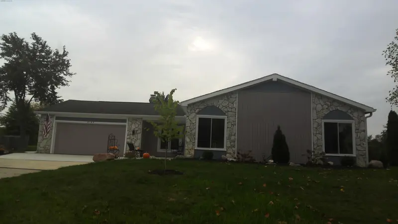 Property photo: 9123 SEA WIND PL