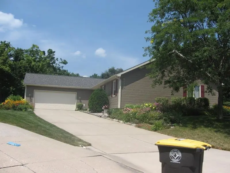 Property photo: 9130 PATTY PL