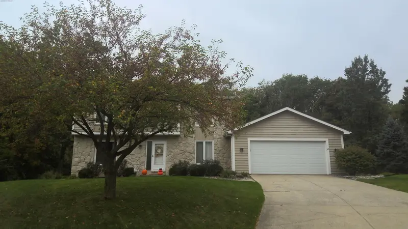 Property photo: 9135 PATTY PL