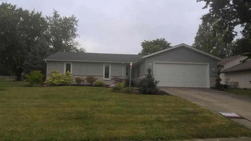 Property photo: 9216 CRYSTAL SPRING DR