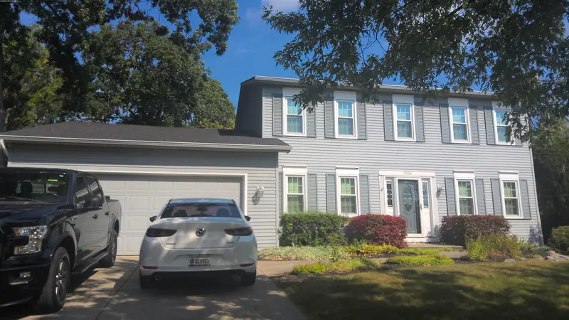 Property photo: 9216 SEA WIND PL