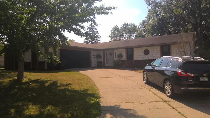 Property photo: 9219 SEA WIND PL