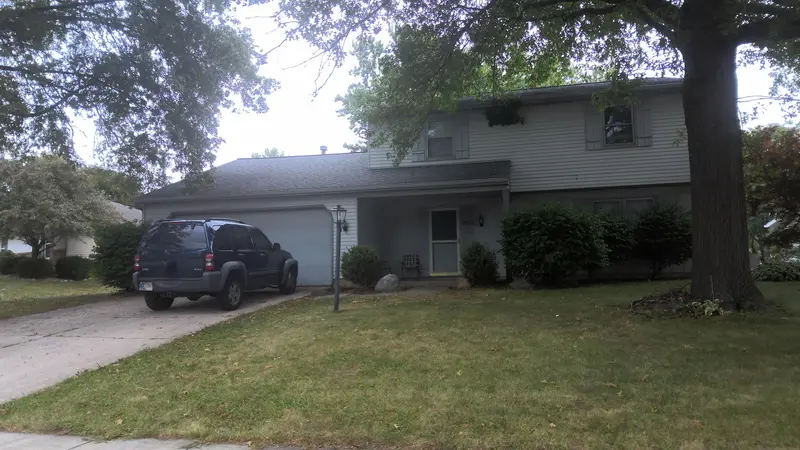 Property photo: 9226 CRYSTAL SPRING DR