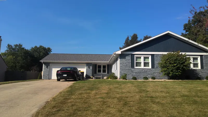 Property photo: 9227 SOARING HILL PL