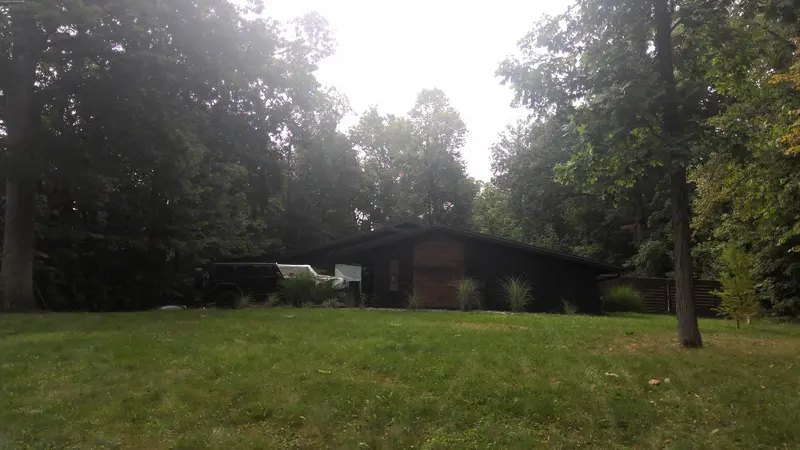 Property photo: 9311 STARLAND CT