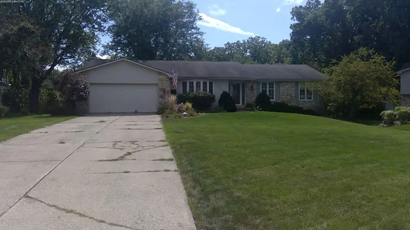 Property photo: 9315 THUNDER HILL PL