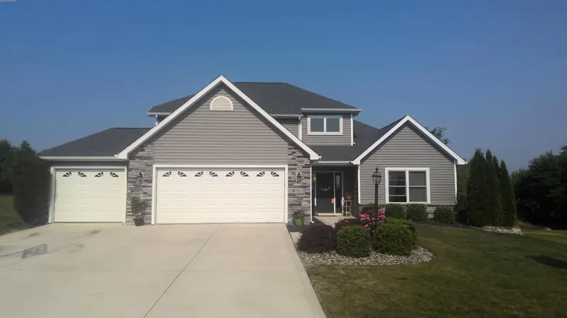 Property photo: 9320 TWIN LEAF CT