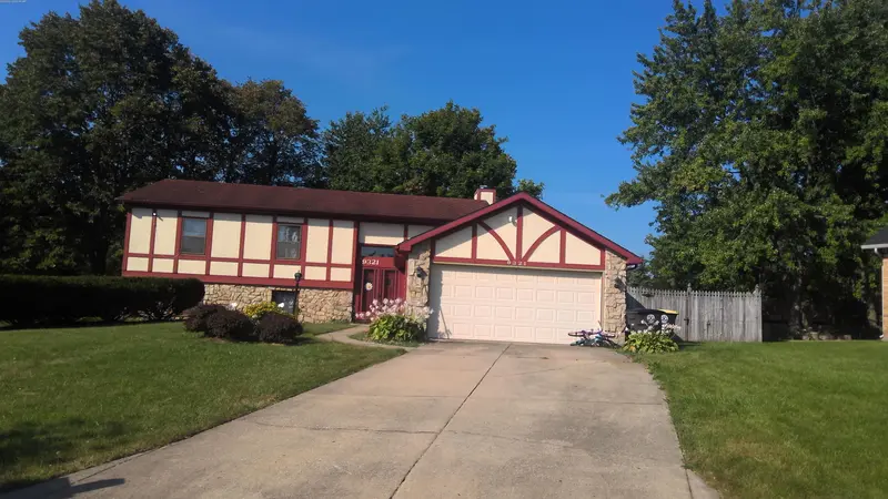 Property photo: 9321 SOARING HILL PL