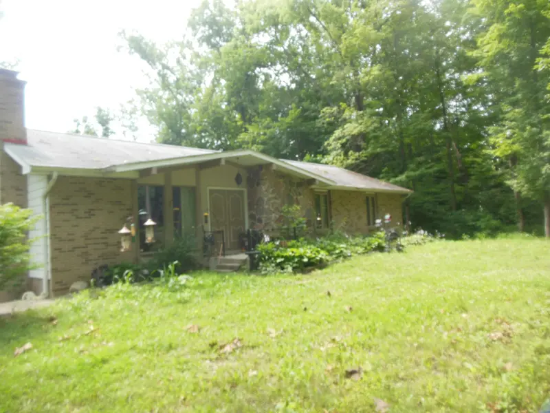 Property photo: 9323 US HIGHWAY 24 W