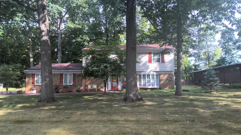 Property photo: 9324 SARATOGA RD