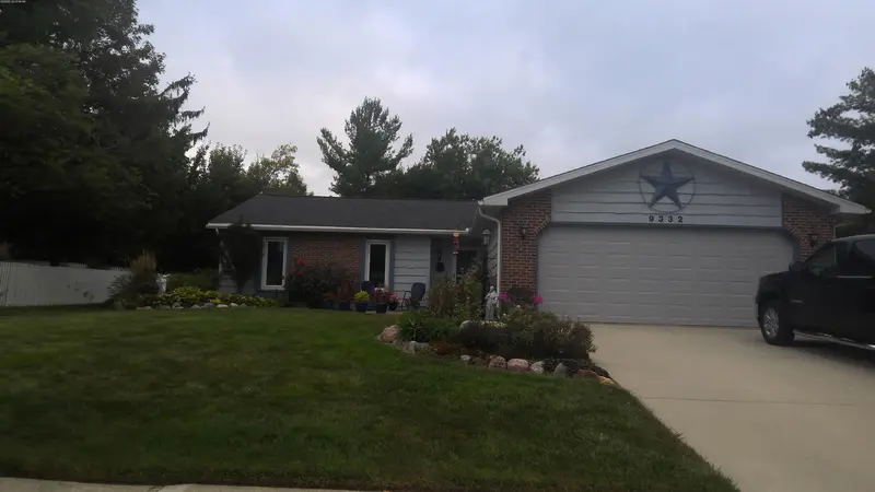 Property photo: 9332 CRYSTAL SPRING DR