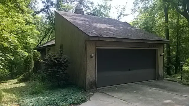 Property photo: 9349 MANOR WOODS RD