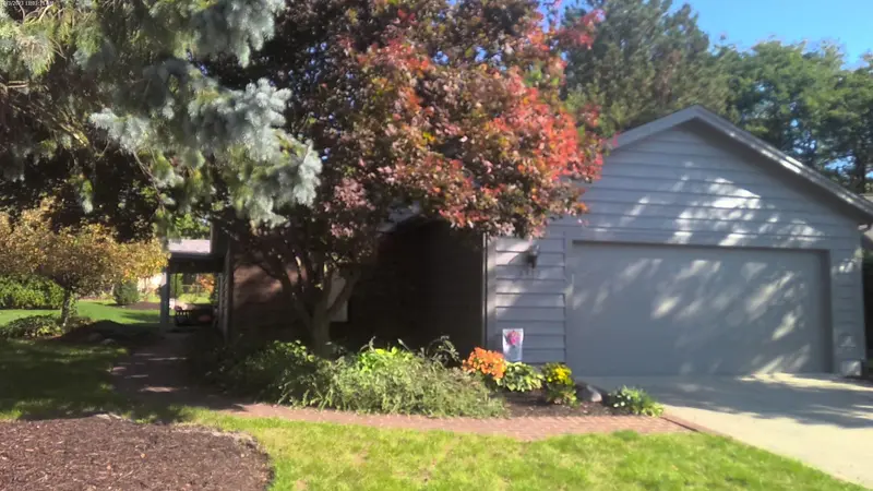 Property photo: 9422 CAMBERWELL DR