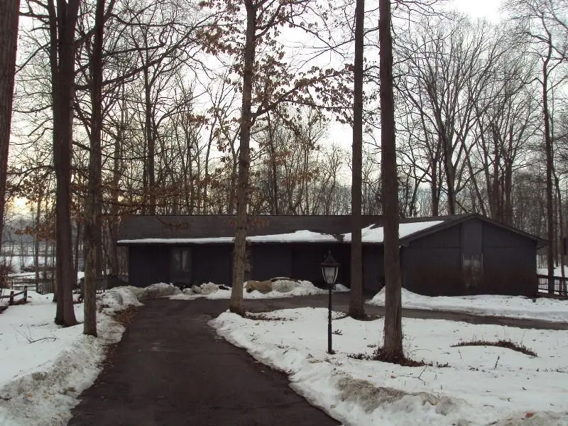 Property photo: 9483 CRESTRIDGE DR