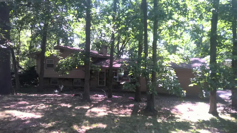 Property photo: 9501 CRESTRIDGE DR