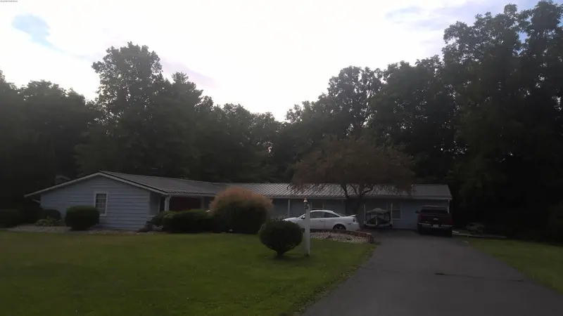 Property photo: 9507 SARATOGA RD