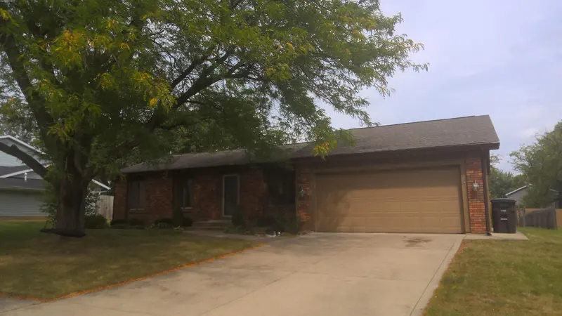 Property photo: 9532 CRYSTAL SPRING DR