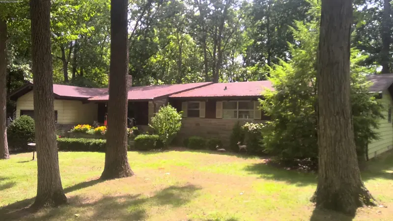 Property photo: 9547 CRESTRIDGE DR