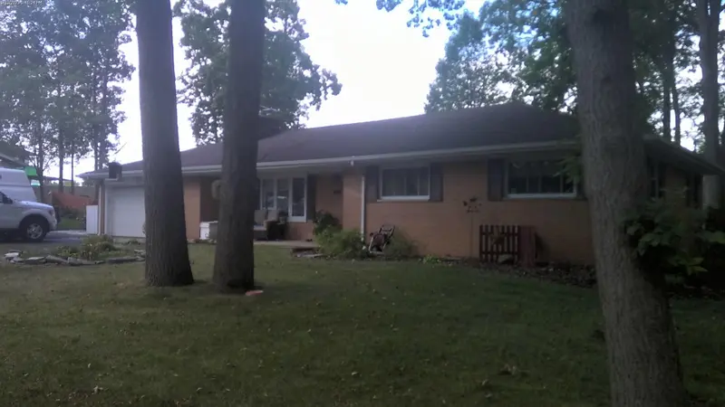 Property photo: 9602 MANOR WOODS RD