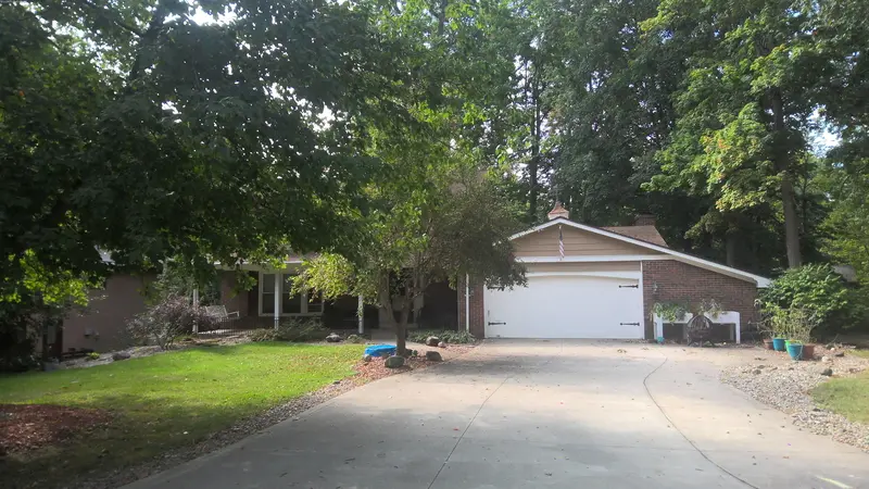 Property photo: 9633 SARATOGA RD