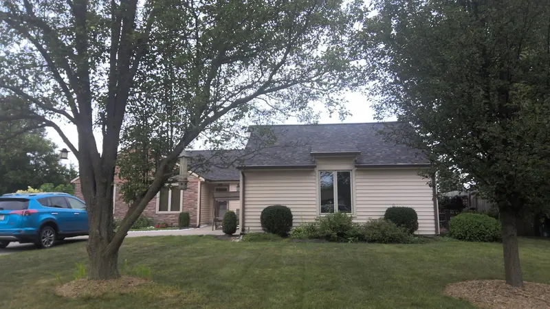 Property photo: 9726 SILVER SHORE CT