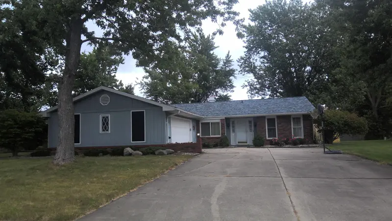 Property photo: 9731 SILVER SHORE CT