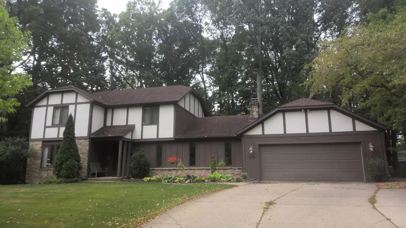 Property photo: 9801 WOODSTREAM DR