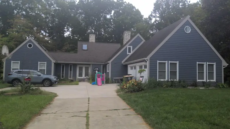 Property photo: 9803 HOUNDSHILL PL