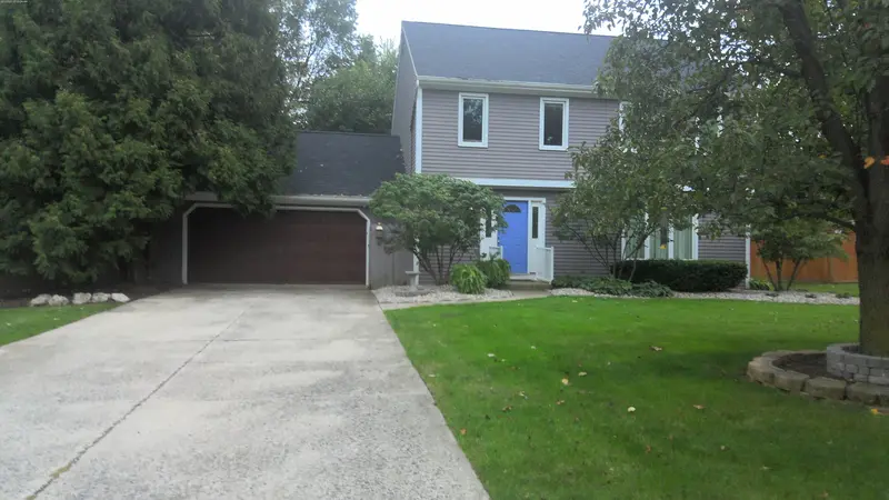 Property photo: 9821 SARATOGA RD