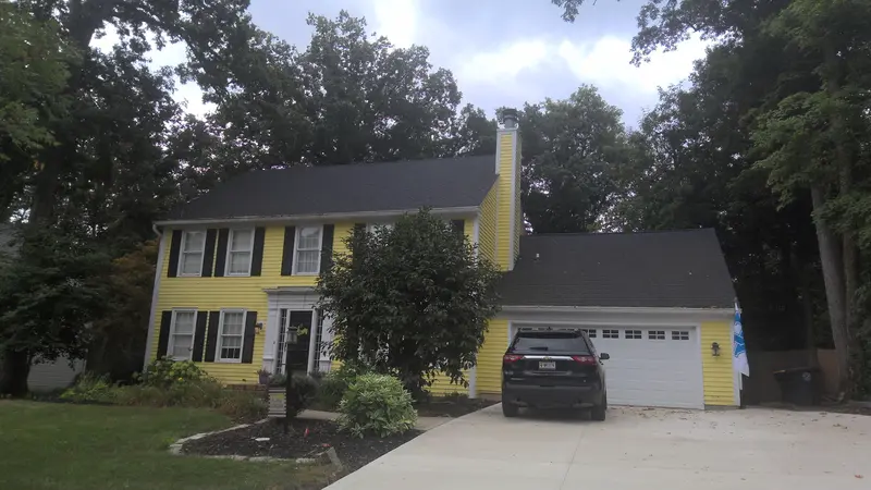 Property photo: 9829 WOODSTREAM DR