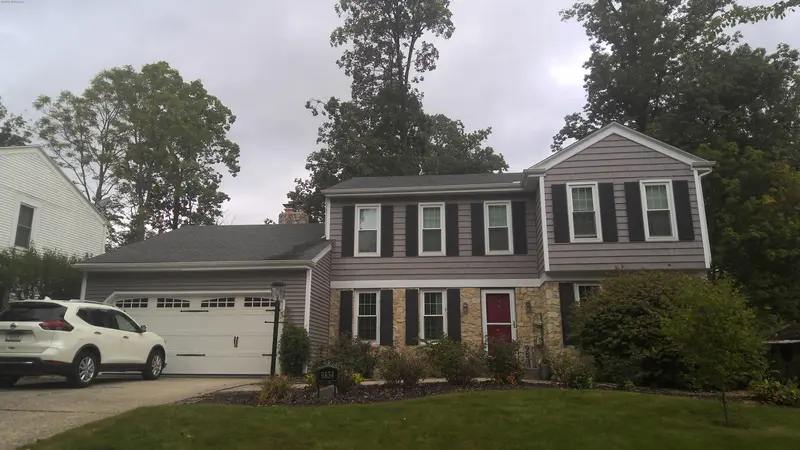 Property photo: 9834 WOODSTREAM DR