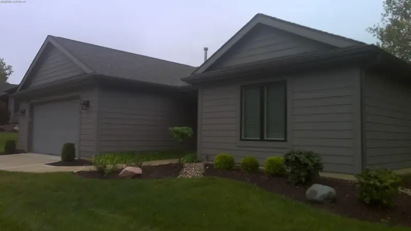 Property photo: 9910 WOODLAND RIDGE WEST