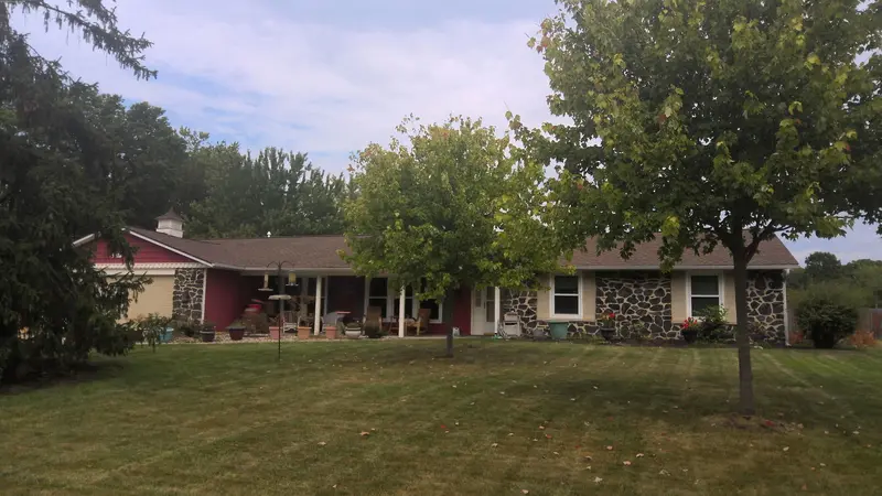 Property photo: 9928 BERKSHIRE LN